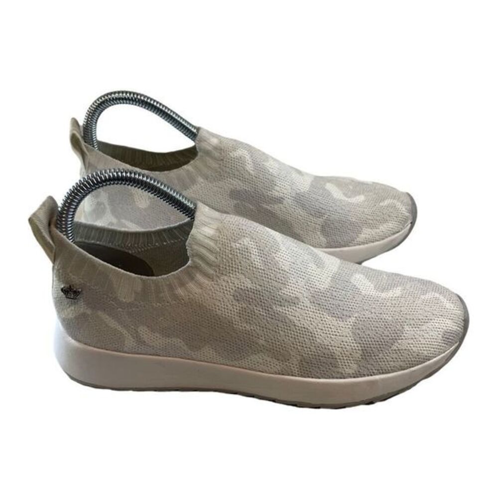 Juicy Couture Womens Slip On Sneakers Camouflage Knit Athletic Shoes‎ Size 7.5